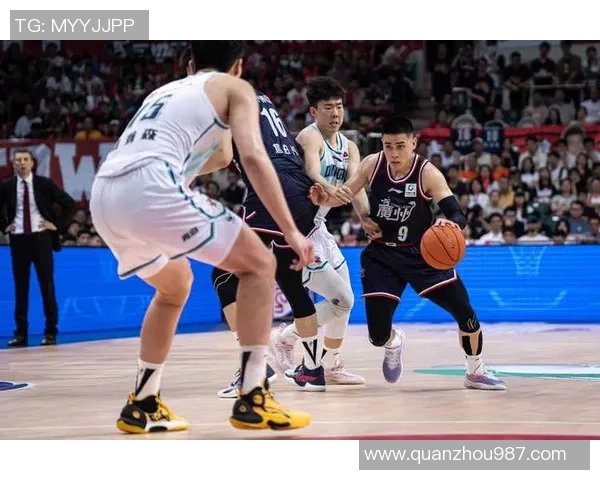 广州篮球队控制革新探秘：重塑战术与团队协作的新篇章